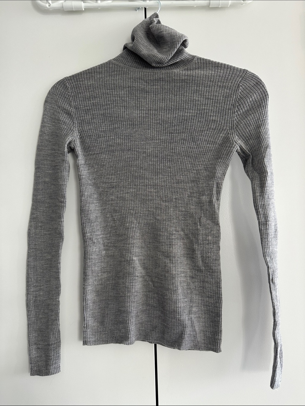 Uniqlo Wool Ribbed Turtleneck